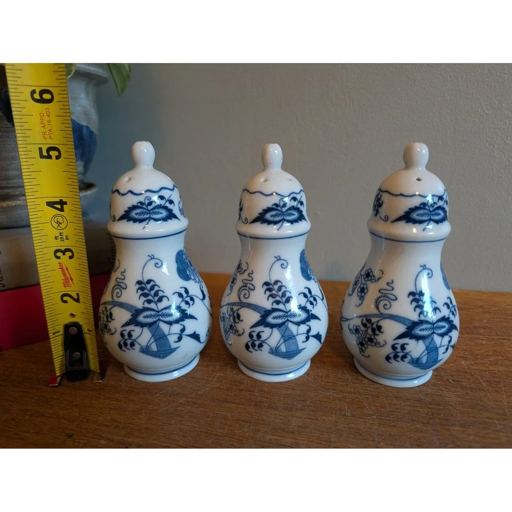 Blue Danube vintage blue